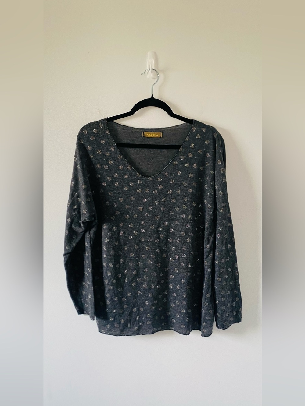 GloCal Women’s Gray Knit Top w/Sparkle Heart Detail Size M Whimsigoth BohoCasual